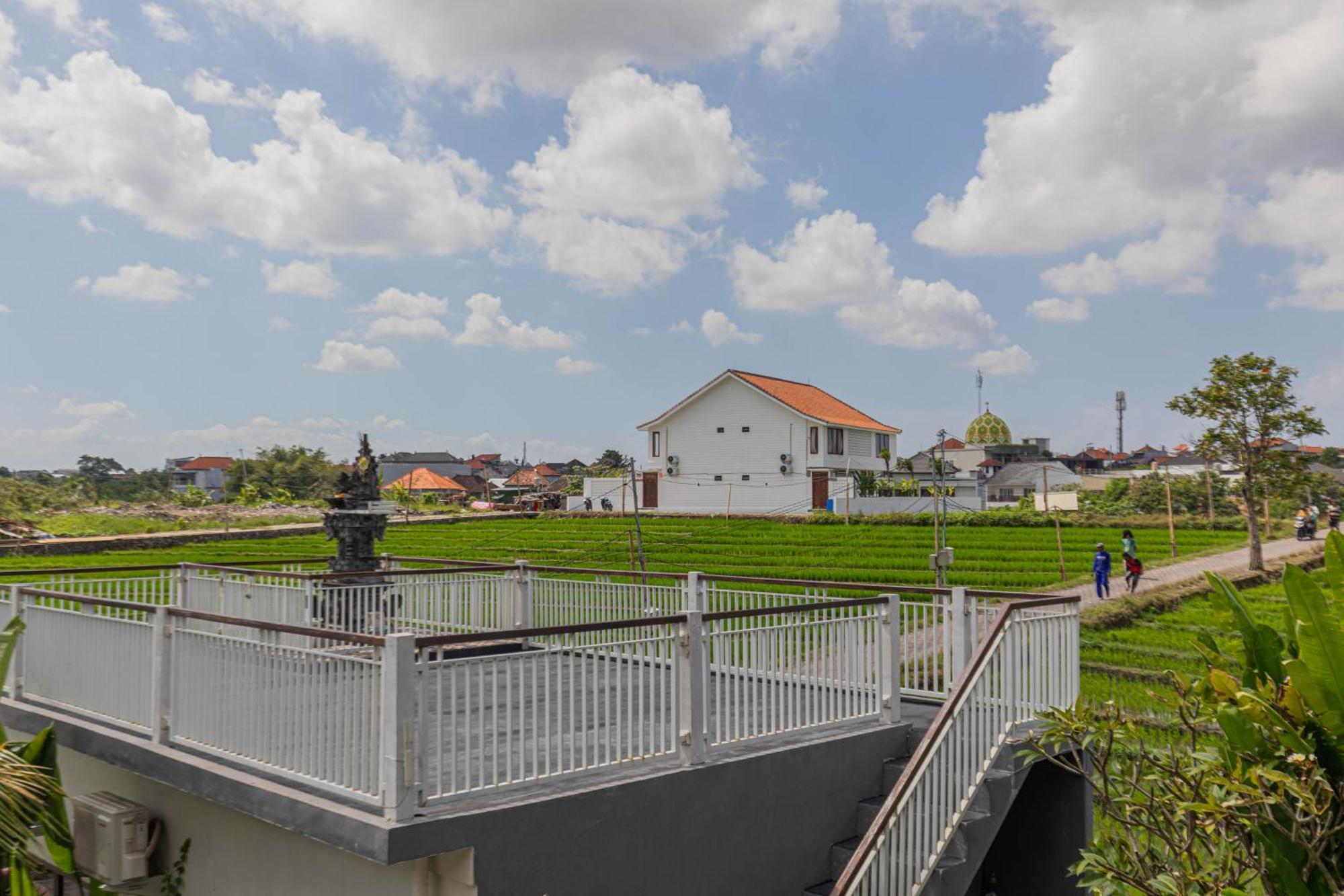 Frangipani House And Spa By Ecommerceloka Canggu  Exterior photo