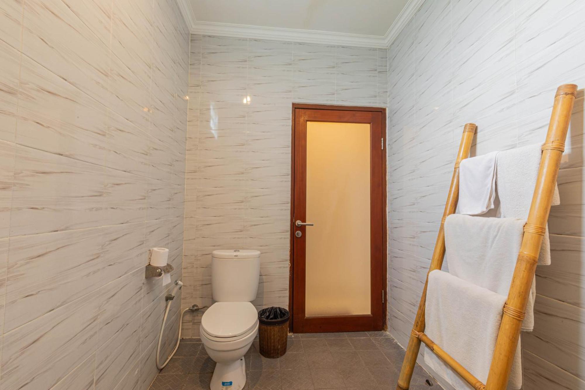 Frangipani House And Spa By Ecommerceloka Canggu  Exterior photo